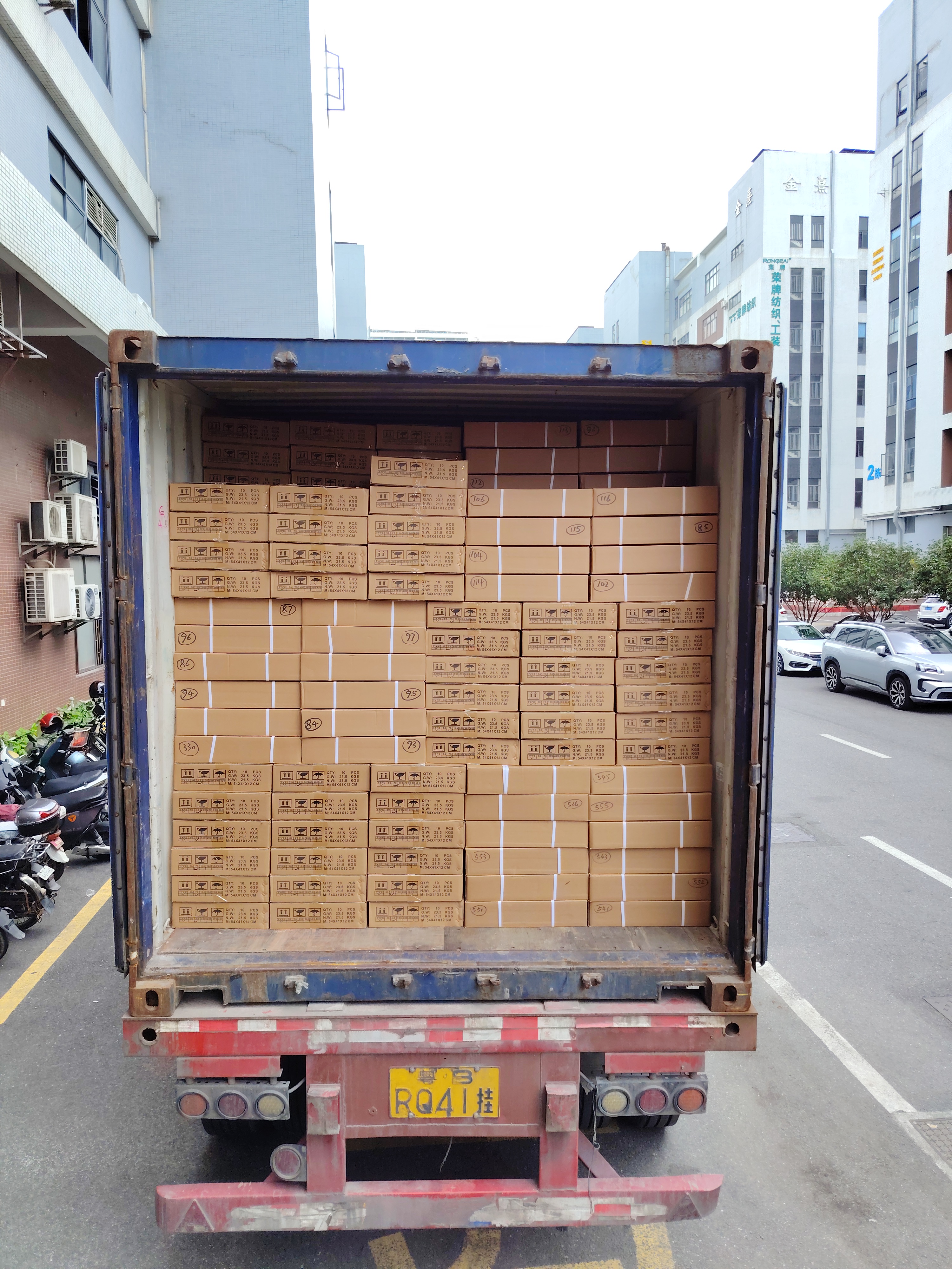 Bơm tăng áp cao cấp: Chất lượng không khoan nhượng cho dòng nước vượt trội & độ bền-Zuanli RO!
