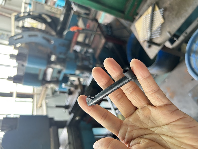 EPDM ống xả nhiệt độ cao cho các ứng dụng ô tô